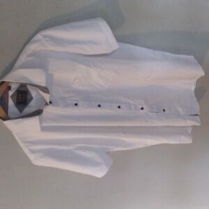Flex Men’s White Short Sleeve Button-Up Shirt 2XL Stylish, Versatile, Make Offer